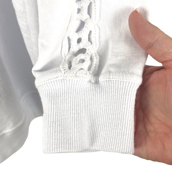 Roaman’s White Peek-A-Boo Sleeve Crewneck Sweater Sweatshirt Size 14/16 - Picture 5 of 10